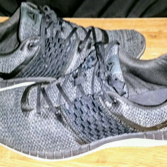 Reebok Grey Men's (Size 12) Athletic Shoes - Picture 4 of 8